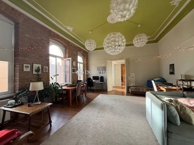 Eladó lakás Pécs, Belváros 162 nm