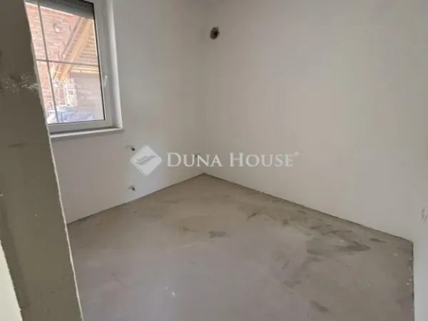 Eladó lakás Pécs, Mecsekoldal 104 nm