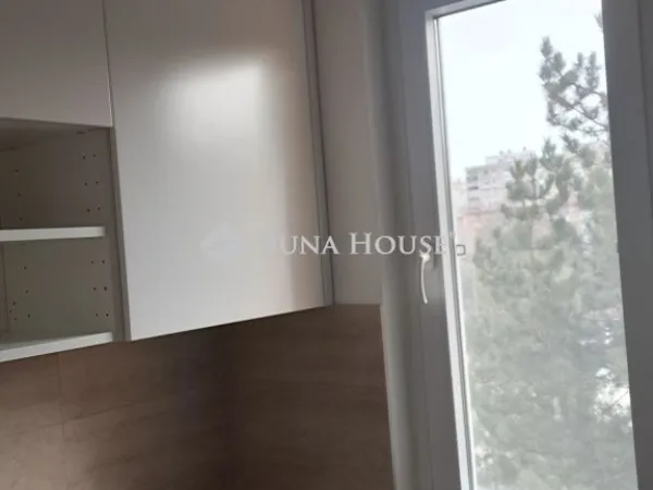 Eladó lakás Pécs, Kertváros 28 nm