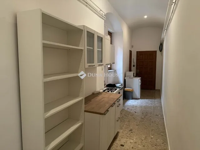 Eladó lakás Pécs 63 nm