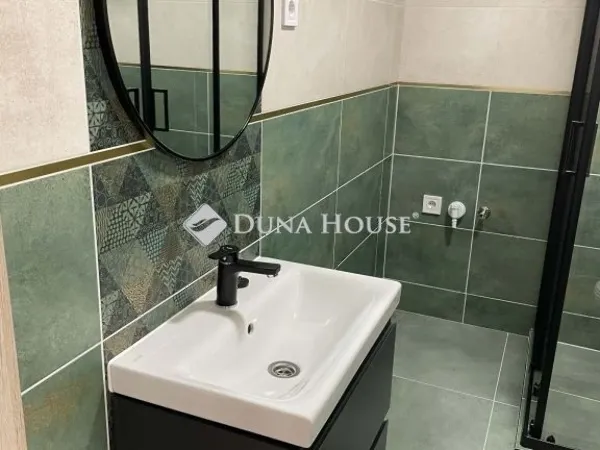 Eladó lakás Pécs 61 nm