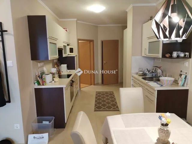 Kiadó lakás Pécs 76 nm