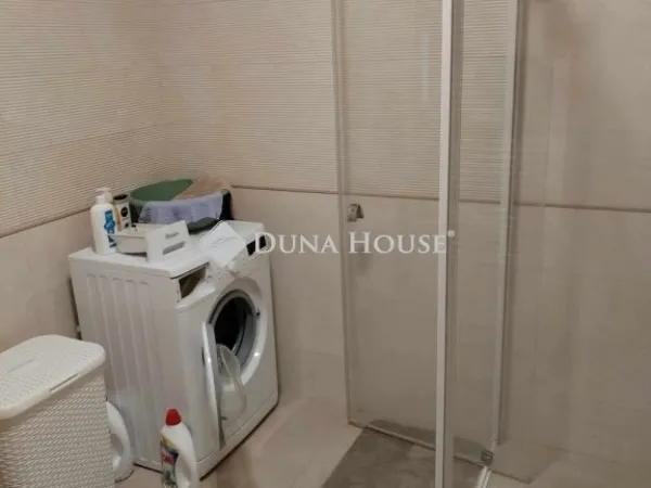 Kiadó lakás Pécs 76 nm