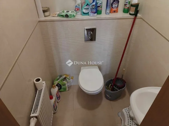 Kiadó lakás Pécs 76 nm