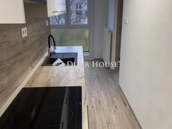 Eladó lakás Pécs, Uránváros 61 nm