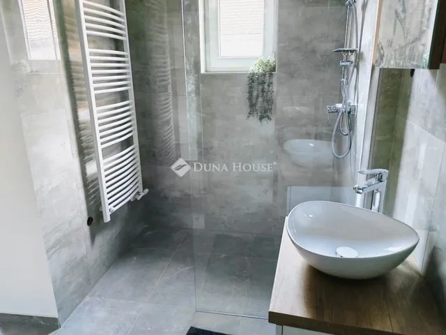 Eladó lakás Pécs 52 nm