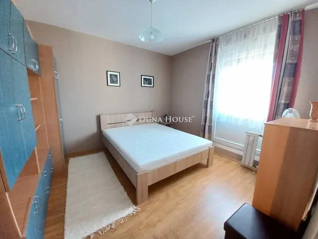 Kiadó lakás Pécs 52 nm