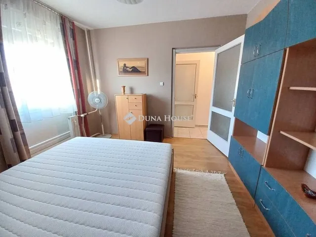 Kiadó lakás Pécs 52 nm