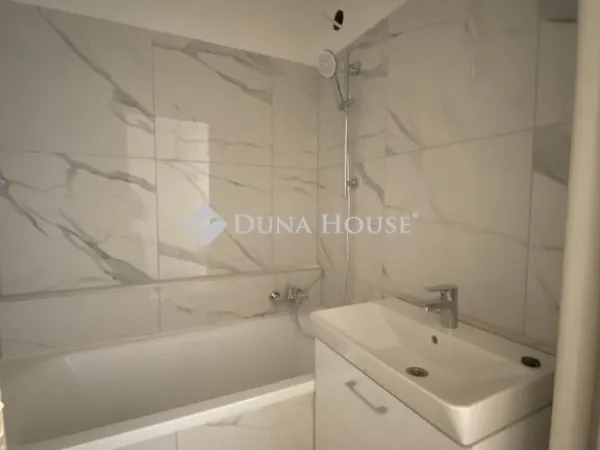 Eladó lakás Pécs 67 nm