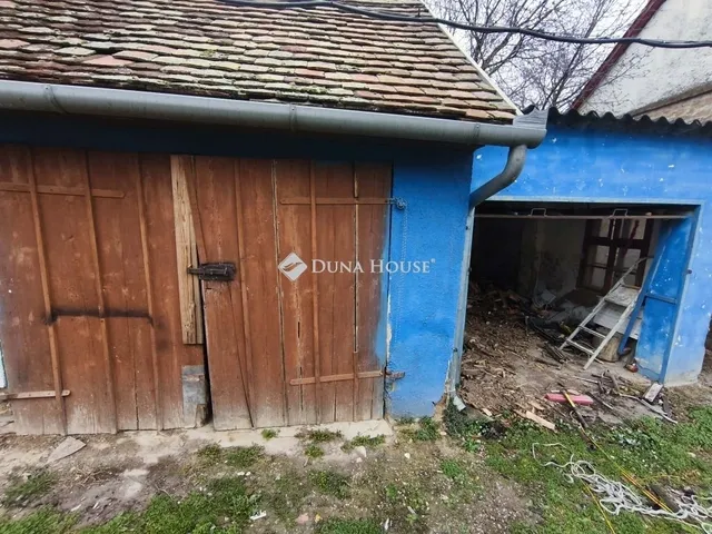 Eladó ház Újpetre 100 nm