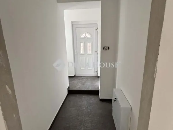 Eladó lakás Pécs, Belváros 104 nm