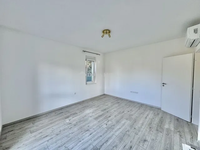 Eladó lakás Pécs 92 nm