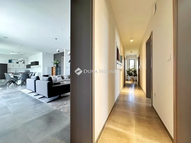 Eladó ház Pécs 223 nm