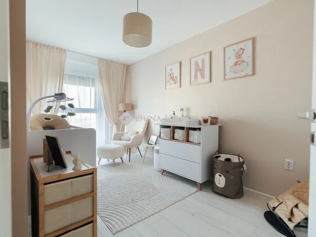 Eladó lakás Pécs, Kertváros 63 nm