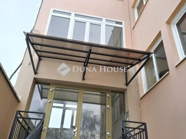 Eladó kereskedelmi és ipari ingatlan Pécs, Ledina 1650 nm