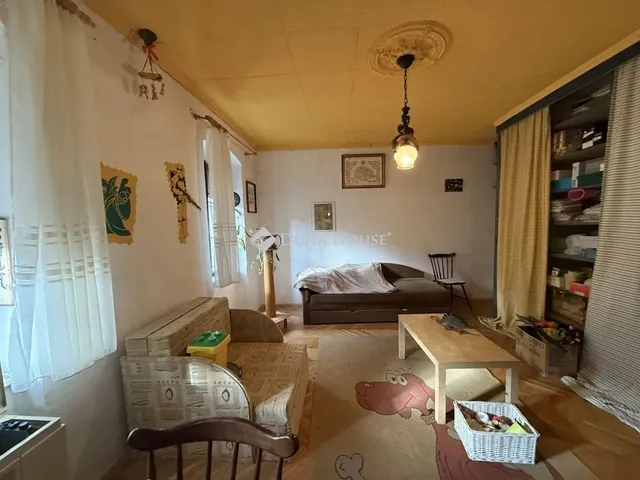 Eladó lakás Pécs 87 nm