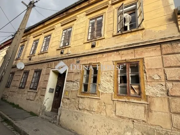 Eladó lakás Pécs 87 nm