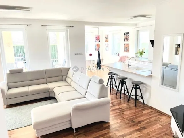 Eladó ház Pécs 164 nm