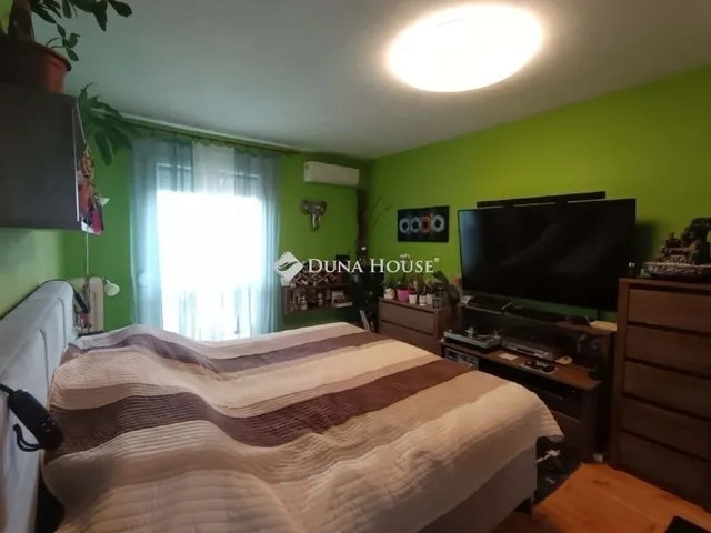 Eladó lakás Pécs, Kertváros 47 nm