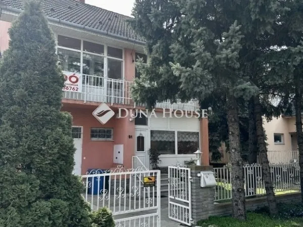 Eladó ház Siklós 270 nm