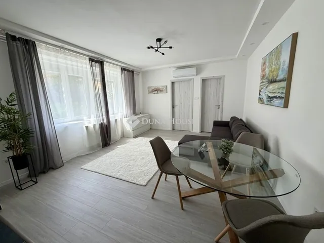 Eladó lakás Pécs 45 nm