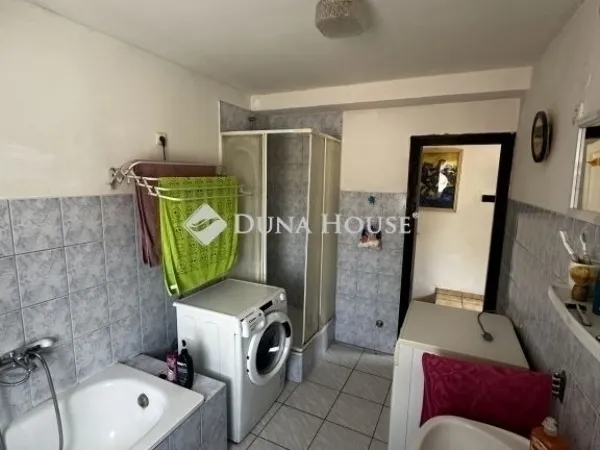 Eladó ház Pécs, Kertváros 80 nm