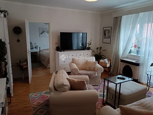 Eladó lakás Pécs 64 nm