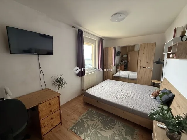 Eladó lakás Pécs 91 nm