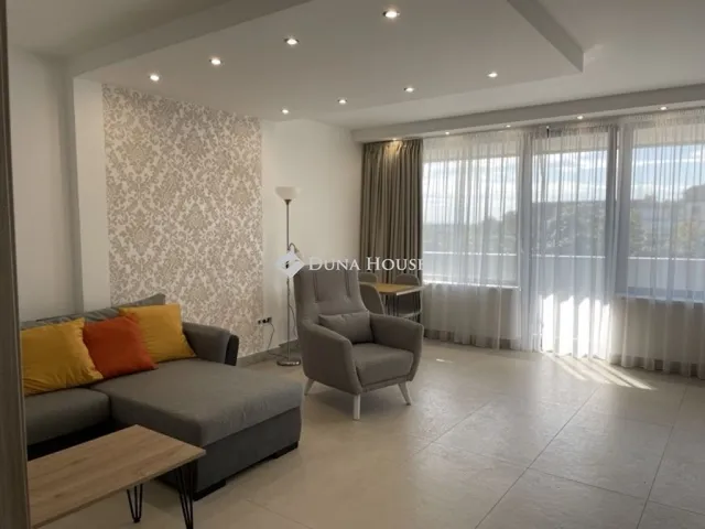 Kiadó lakás Pécs 66 nm