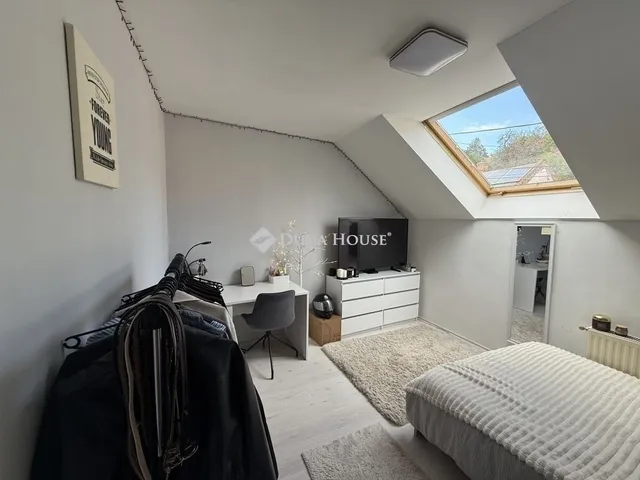 Eladó lakás Pécs 91 nm