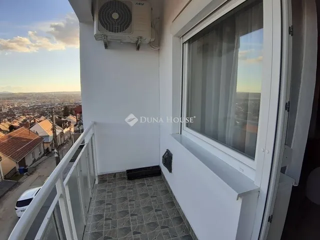 Eladó lakás Pécs 39 nm