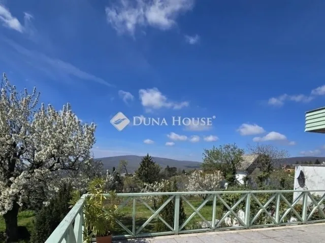 Eladó ház Pécs 210 nm