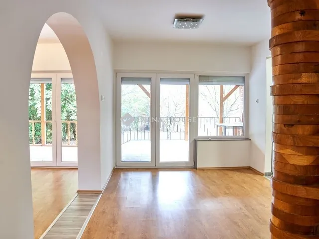 Eladó ház Pécs 168 nm