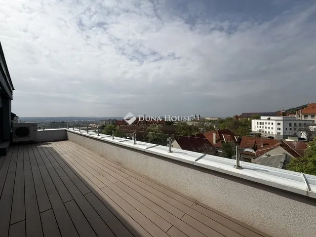Eladó lakás Pécs 125 nm
