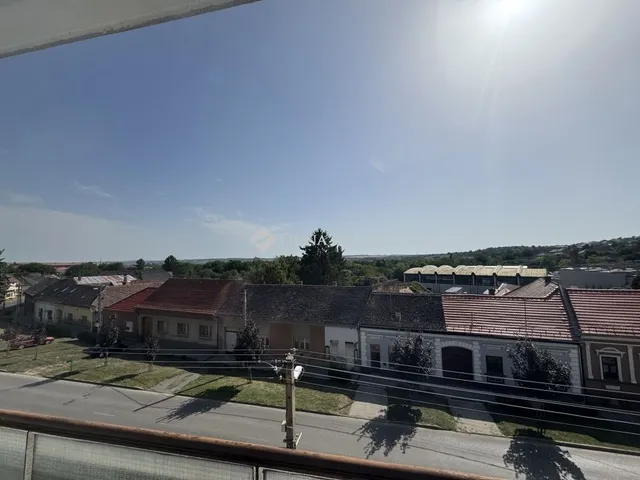 Eladó lakás Pécsvárad 89 nm
