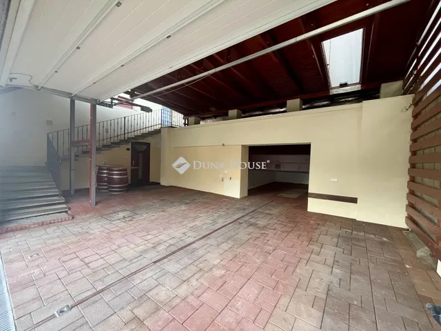 Eladó ház Bonyhád 210 nm
