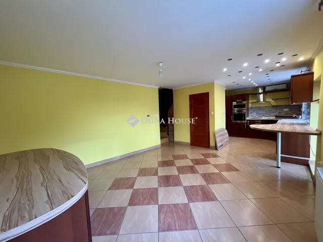 Eladó ház Bonyhád 210 nm
