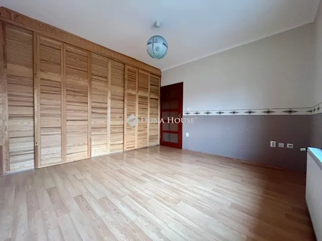 Eladó ház Bonyhád 210 nm