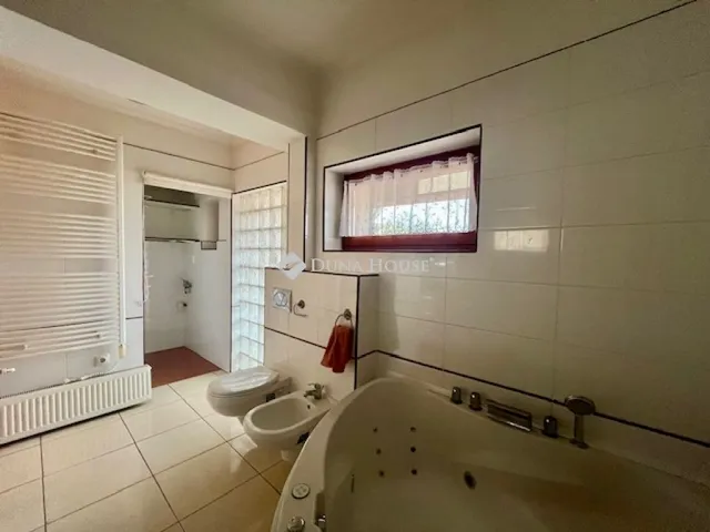 Eladó ház Bonyhád 210 nm