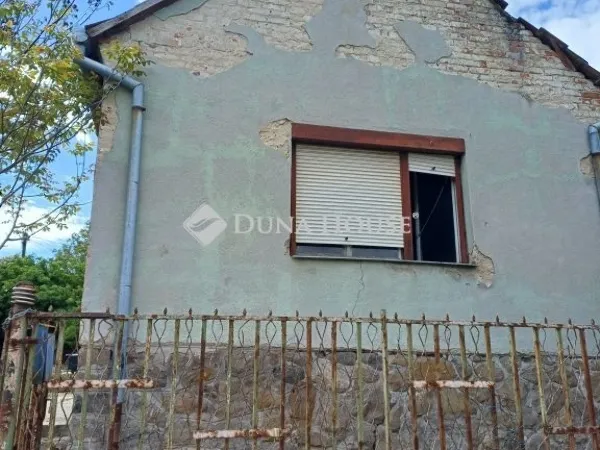 Eladó ház Pécs 48 nm