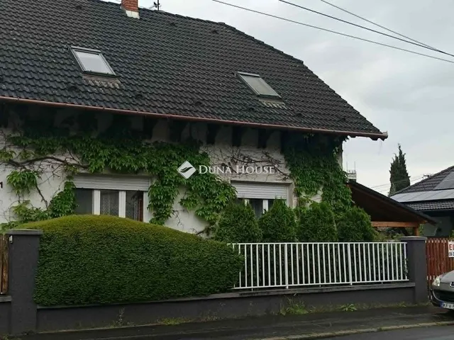 Eladó ház Pécs 150 nm
