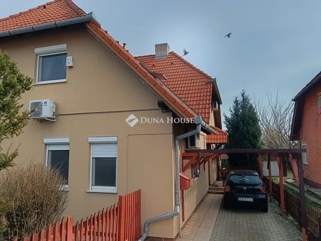 Eladó ház Pécs, Újhegy 140 nm