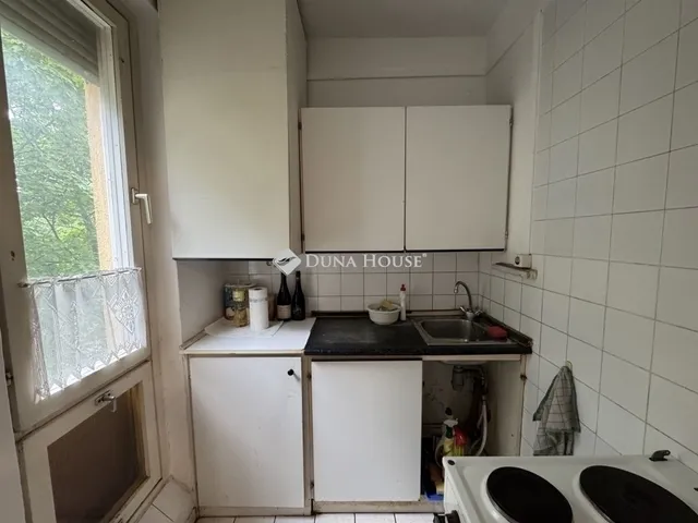 Eladó lakás Pécs, Kertváros 39 nm