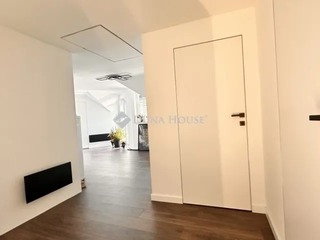 Eladó ház Keszü 220 nm