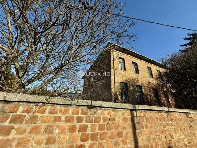 Eladó kereskedelmi és ipari ingatlan Pécs 1450 nm