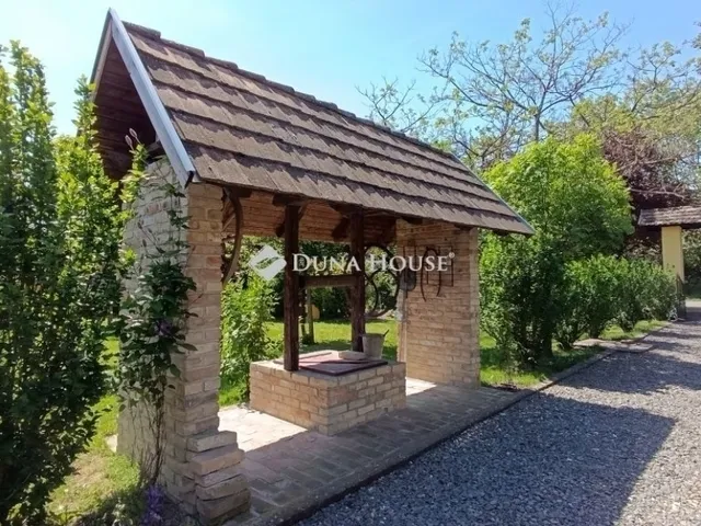 Eladó ház Homorúd 145 nm