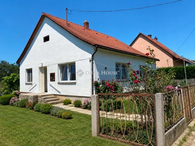 Eladó ház Görcsöny 100 nm