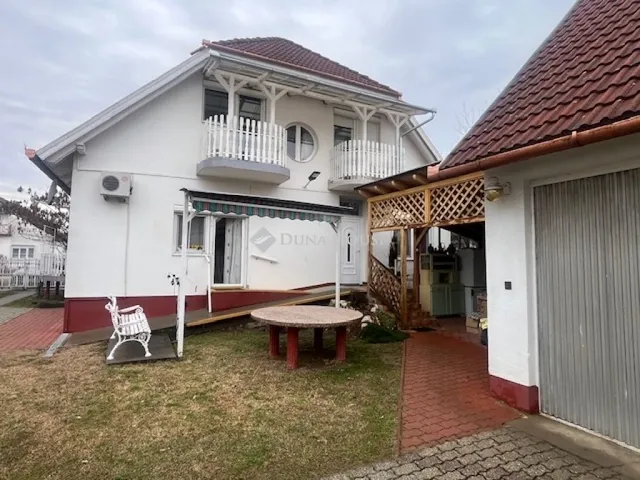 Eladó ház Harkány 180 nm