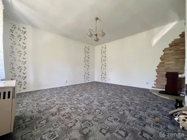 Eladó ház Kakasd 85 nm