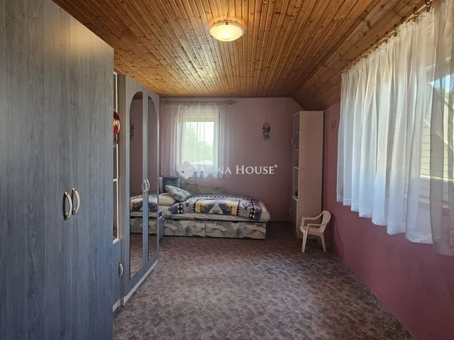 Eladó ház Felsőszentmárton 200 nm